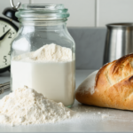 découvrez comment reconnaître si votre farine périmée est encore consommable et apprenez les bonnes pratiques pour éviter tout risque pour votre santé.